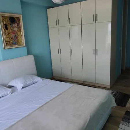 Luxury In Qerret Lägenhet