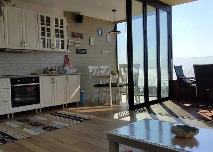 Luxury In Qerret