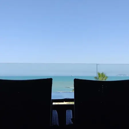 公寓 Luxury In Qerret