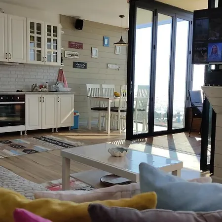 Luxury In Qerret * Golem (Tirana)