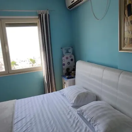 Apartment Luxury In Qerret