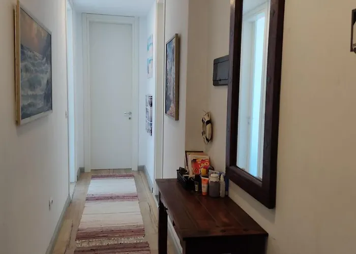 Luxury In Qerret *