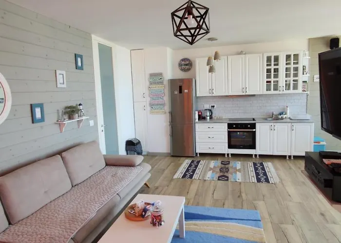 Luxury In Qerret * Golem (Tirana)